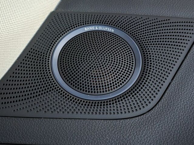 Серый Ауди Ку 5, объемом двигателя 0 л и пробегом 280 тыс. км за 14500 $, фото 1 на Automoto.ua