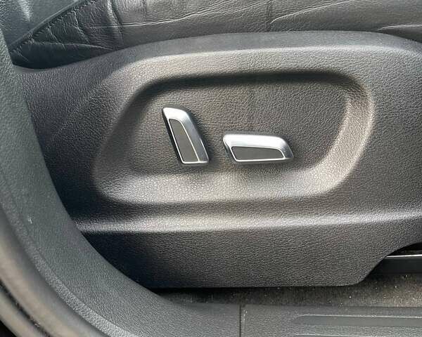 Сірий Ауді Ку 5, об'ємом двигуна 1.98 л та пробігом 193 тис. км за 13800 $, фото 27 на Automoto.ua