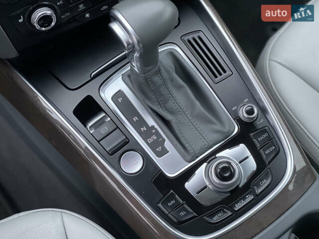 Серый Ауди Ку 5, объемом двигателя 1.98 л и пробегом 287 тыс. км за 13500 $, фото 41 на Automoto.ua