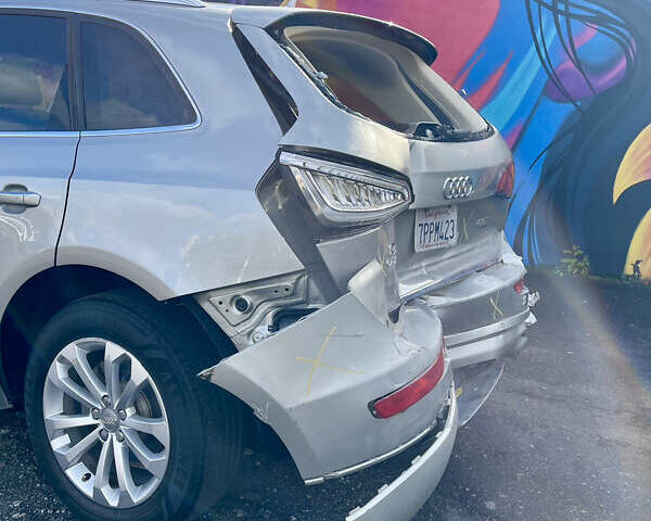 Ауди Ку 5 2014 в Житомире на Automoto.ua Серый Ауди Ку 5, объемом двигателя 2 л и пробегом 269 тыс. км за 8999 $, фото 14 на Automoto.ua