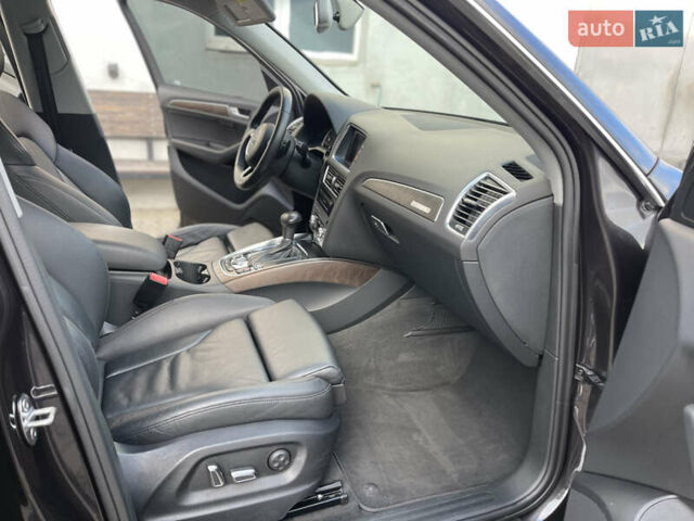 Серый Ауди Ку 5, объемом двигателя 2 л и пробегом 290 тыс. км за 13800 $, фото 22 на Automoto.ua