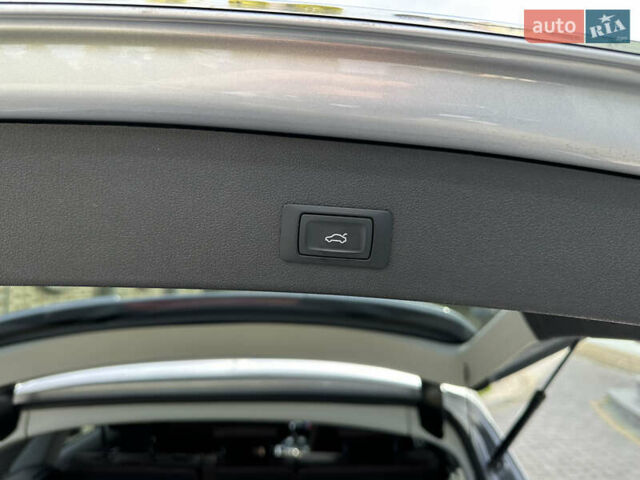 Серый Ауди Ку 5, объемом двигателя 3 л и пробегом 229 тыс. км за 19900 $, фото 88 на Automoto.ua