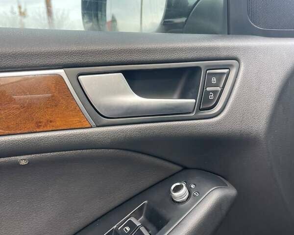 Сірий Ауді Ку 5, об'ємом двигуна 1.98 л та пробігом 193 тис. км за 13800 $, фото 8 на Automoto.ua