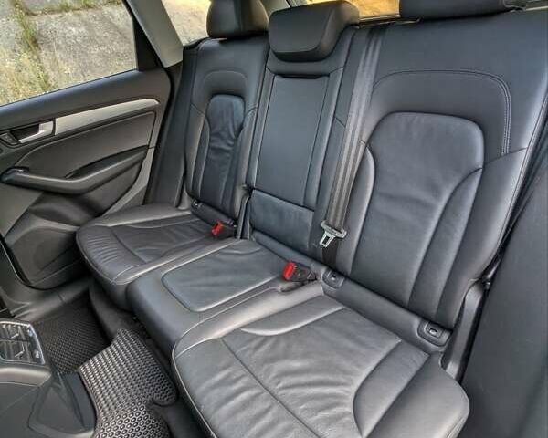 Сірий Ауді Ку 5, об'ємом двигуна 3 л та пробігом 326 тис. км за 16300 $, фото 22 на Automoto.ua