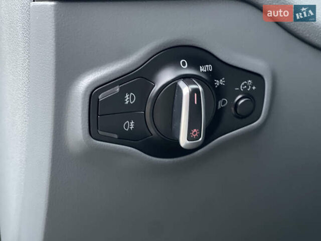 Серый Ауди Ку 5, объемом двигателя 1.98 л и пробегом 287 тыс. км за 13500 $, фото 31 на Automoto.ua