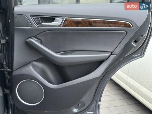 Серый Ауди Ку 5, объемом двигателя 3 л и пробегом 282 тыс. км за 12999 $, фото 31 на Automoto.ua