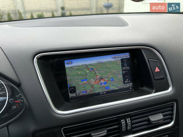 Серый Ауди Ку 5, объемом двигателя 3 л и пробегом 229 тыс. км за 19900 $, фото 58 на Automoto.ua