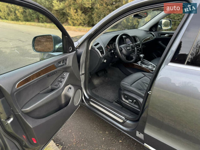 Серый Ауди Ку 5, объемом двигателя 2 л и пробегом 188 тыс. км за 14350 $, фото 76 на Automoto.ua