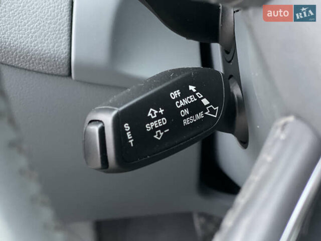 Серый Ауди Ку 5, объемом двигателя 1.98 л и пробегом 287 тыс. км за 13500 $, фото 36 на Automoto.ua