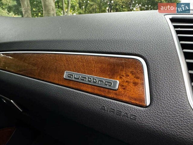 Ауди Ку 5 2014 в Киеве на Automoto.ua Серый Ауди Ку 5, объемом двигателя 2 л и пробегом 177 тыс. км за 17940 $, фото 40 на Automoto.ua