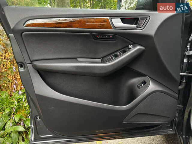 Ауди Ку 5 2014 в Киеве на Automoto.ua Серый Ауди Ку 5, объемом двигателя 2 л и пробегом 177 тыс. км за 17940 $, фото 12 на Automoto.ua