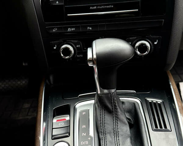 Сірий Ауді Ку 5, об'ємом двигуна 2 л та пробігом 219 тис. км за 15800 $, фото 36 на Automoto.ua