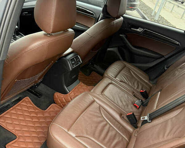 Ауди Ку 5 2014 в Луцке на Automoto.ua Серый Ауди Ку 5, объемом двигателя 1.98 л и пробегом 277 тыс. км за 16500 $, фото 9 на Automoto.ua