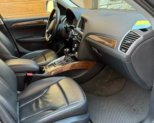 Ауди Ку 5 2014 в Каменце-Подольском на Automoto.ua Серый Ауди Ку 5, объемом двигателя 1.98 л и пробегом 254 тыс. км за 13500 $, фото 4 на Automoto.ua