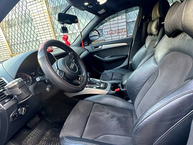 Сірий Ауді Ку 5, об'ємом двигуна 3 л та пробігом 192 тис. км за 23800 $, фото 3 на Automoto.ua