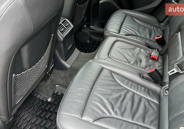 Серый Ауди Ку 5, объемом двигателя 1.98 л и пробегом 154 тыс. км за 16800 $, фото 26 на Automoto.ua