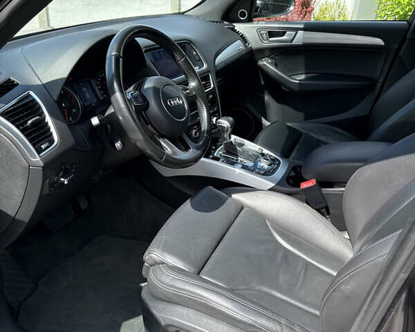 Сірий Ауді Ку 5, об'ємом двигуна 3 л та пробігом 154 тис. км за 16000 $, фото 9 на Automoto.ua