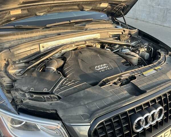 Серый Ауди Ку 5, объемом двигателя 2.97 л и пробегом 257 тыс. км за 21333 $, фото 12 на Automoto.ua