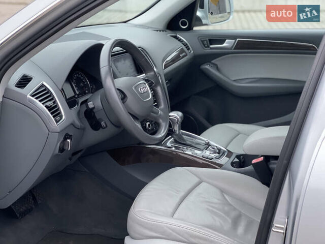 Серый Ауди Ку 5, объемом двигателя 1.98 л и пробегом 287 тыс. км за 13500 $, фото 46 на Automoto.ua