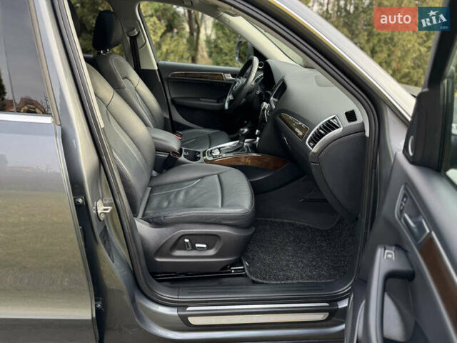 Серый Ауди Ку 5, объемом двигателя 2 л и пробегом 188 тыс. км за 14350 $, фото 11 на Automoto.ua