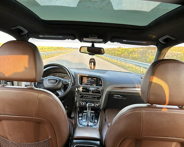 Серый Ауди Ку 5, объемом двигателя 1.98 л и пробегом 225 тыс. км за 15300 $, фото 17 на Automoto.ua