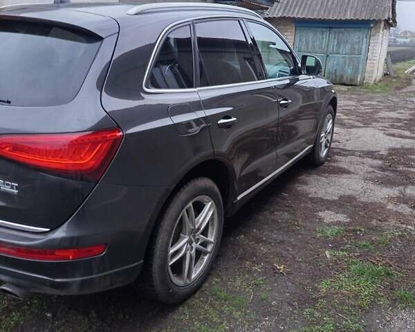 Сірий Ауді Ку 5, об'ємом двигуна 1.98 л та пробігом 265 тис. км за 16500 $, фото 4 на Automoto.ua