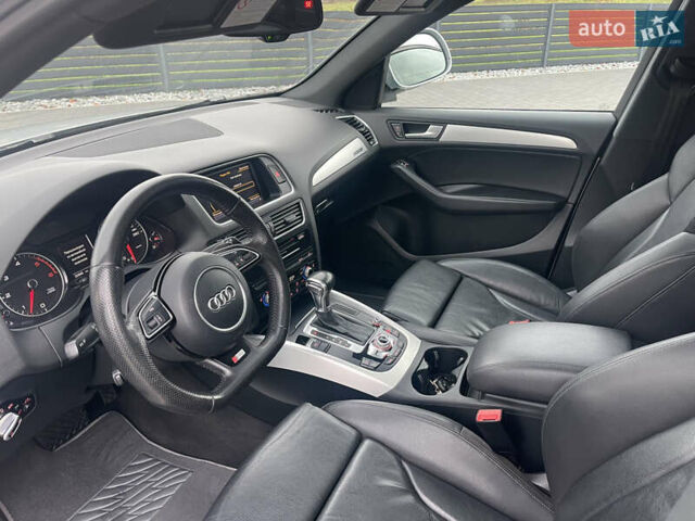 Сірий Ауді Ку 5, об'ємом двигуна 3 л та пробігом 227 тис. км за 16900 $, фото 16 на Automoto.ua
