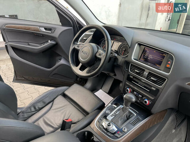 Серый Ауди Ку 5, объемом двигателя 2 л и пробегом 290 тыс. км за 13800 $, фото 23 на Automoto.ua