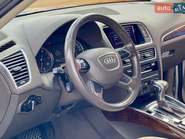 Ауди Ку 5 2014 в Житомире на Automoto.ua Серый Ауди Ку 5, объемом двигателя 2 л и пробегом 269 тыс. км за 8999 $, фото 30 на Automoto.ua