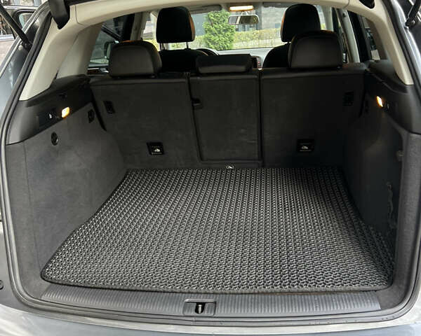 Серый Ауди Ку 5, объемом двигателя 1.98 л и пробегом 171 тыс. км за 14900 $, фото 17 на Automoto.ua