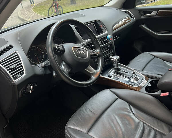 Серый Ауди Ку 5, объемом двигателя 1.98 л и пробегом 171 тыс. км за 14900 $, фото 11 на Automoto.ua