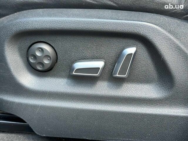 Сірий Ауді Ку 5, об'ємом двигуна 3 л та пробігом 244 тис. км за 21290 $, фото 19 на Automoto.ua