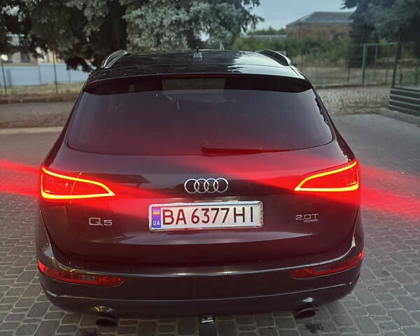 Серый Ауди Ку 5, объемом двигателя 2 л и пробегом 175 тыс. км за 18700 $, фото 3 на Automoto.ua