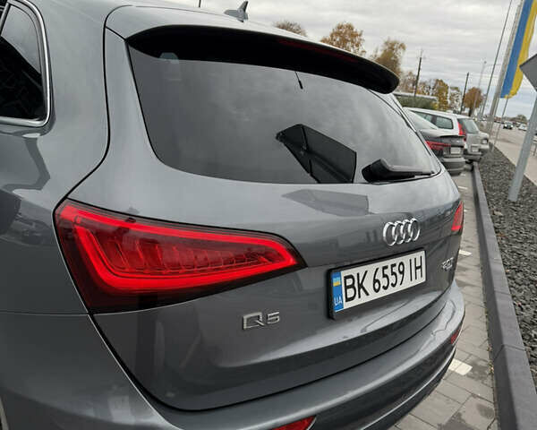 Ауди Ку 5 2014 в Луцке на Automoto.ua Серый Ауди Ку 5, объемом двигателя 1.98 л и пробегом 277 тыс. км за 16500 $, фото 5 на Automoto.ua