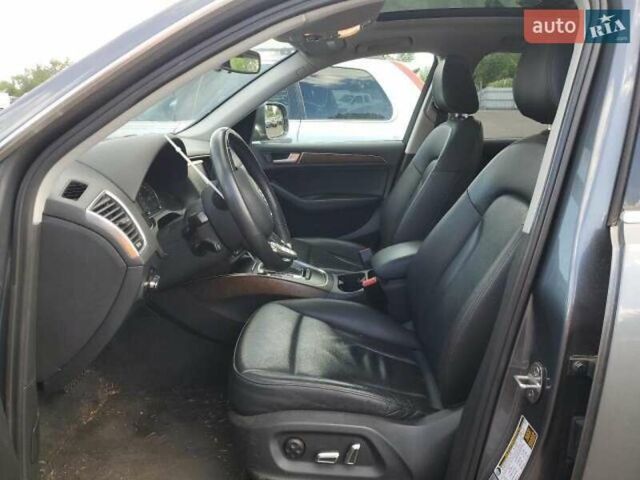 Сірий Ауді Ку 5, об'ємом двигуна 2 л та пробігом 242 тис. км за 9600 $, фото 3 на Automoto.ua