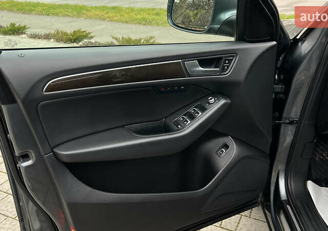 Серый Ауди Ку 5, объемом двигателя 1.98 л и пробегом 154 тыс. км за 16800 $, фото 24 на Automoto.ua