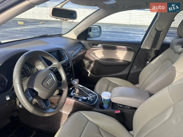 Серый Ауди Ку 5, объемом двигателя 1.98 л и пробегом 316 тыс. км за 13000 $, фото 10 на Automoto.ua
