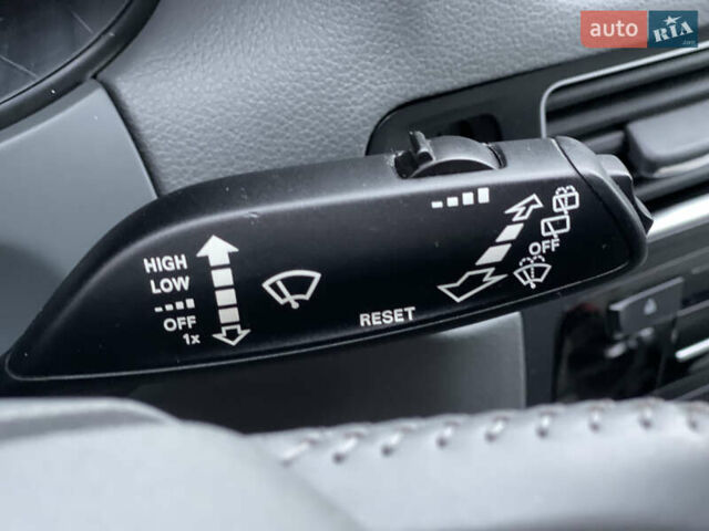 Серый Ауди Ку 5, объемом двигателя 1.98 л и пробегом 287 тыс. км за 13500 $, фото 38 на Automoto.ua