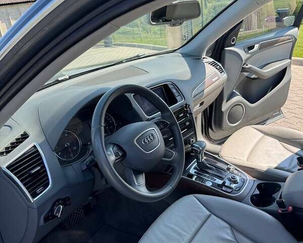 Серый Ауди Ку 5, объемом двигателя 1.98 л и пробегом 189 тыс. км за 17000 $, фото 8 на Automoto.ua