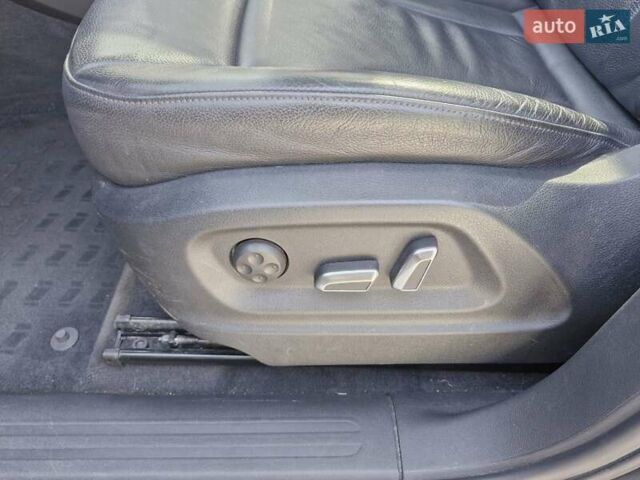 Серый Ауди Ку 5, объемом двигателя 2 л и пробегом 163 тыс. км за 14500 $, фото 10 на Automoto.ua