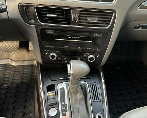 Сірий Ауді Ку 5, об'ємом двигуна 2.97 л та пробігом 351 тис. км за 19400 $, фото 25 на Automoto.ua