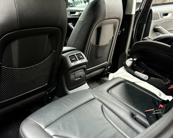 Сірий Ауді Ку 5, об'ємом двигуна 2 л та пробігом 219 тис. км за 15800 $, фото 33 на Automoto.ua