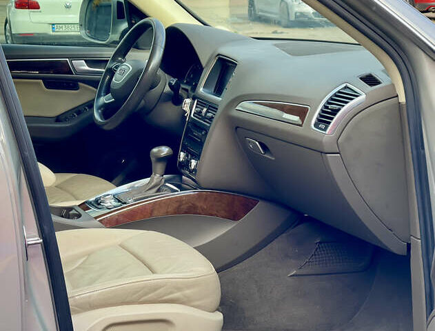 Ауди Ку 5 2014 в Житомире на Automoto.ua Серый Ауди Ку 5, объемом двигателя 2 л и пробегом 269 тыс. км за 8999 $, фото 19 на Automoto.ua