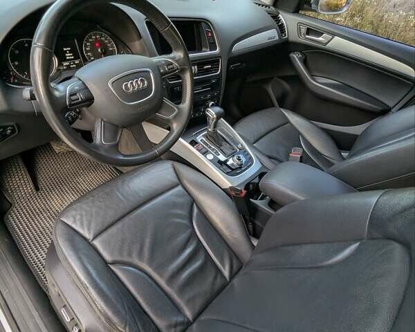Сірий Ауді Ку 5, об'ємом двигуна 3 л та пробігом 326 тис. км за 16300 $, фото 15 на Automoto.ua