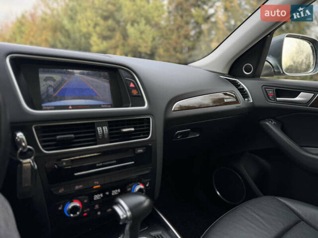 Серый Ауди Ку 5, объемом двигателя 2 л и пробегом 188 тыс. км за 14350 $, фото 64 на Automoto.ua