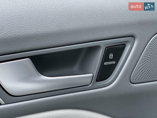 Серый Ауди Ку 5, объемом двигателя 1.98 л и пробегом 287 тыс. км за 13500 $, фото 50 на Automoto.ua