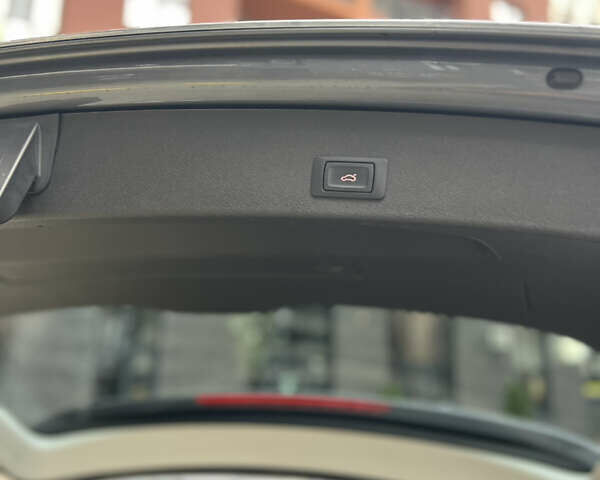 Серый Ауди Ку 5, объемом двигателя 1.98 л и пробегом 171 тыс. км за 14900 $, фото 18 на Automoto.ua