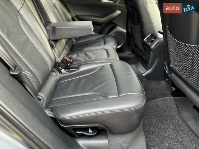 Серый Ауди Ку 5, объемом двигателя 2 л и пробегом 188 тыс. км за 14350 $, фото 49 на Automoto.ua