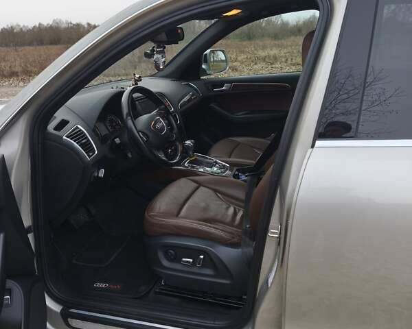 Серый Ауди Ку 5, объемом двигателя 1.98 л и пробегом 264 тыс. км за 17000 $, фото 12 на Automoto.ua