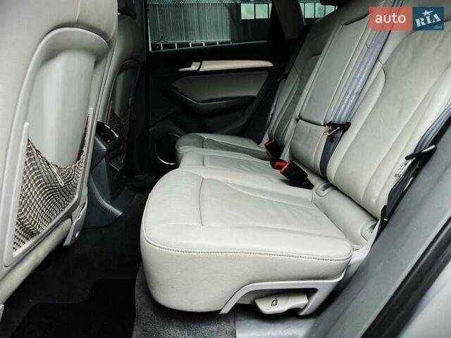 Сірий Ауді Ку 5, об'ємом двигуна 3 л та пробігом 140 тис. км за 14400 $, фото 25 на Automoto.ua